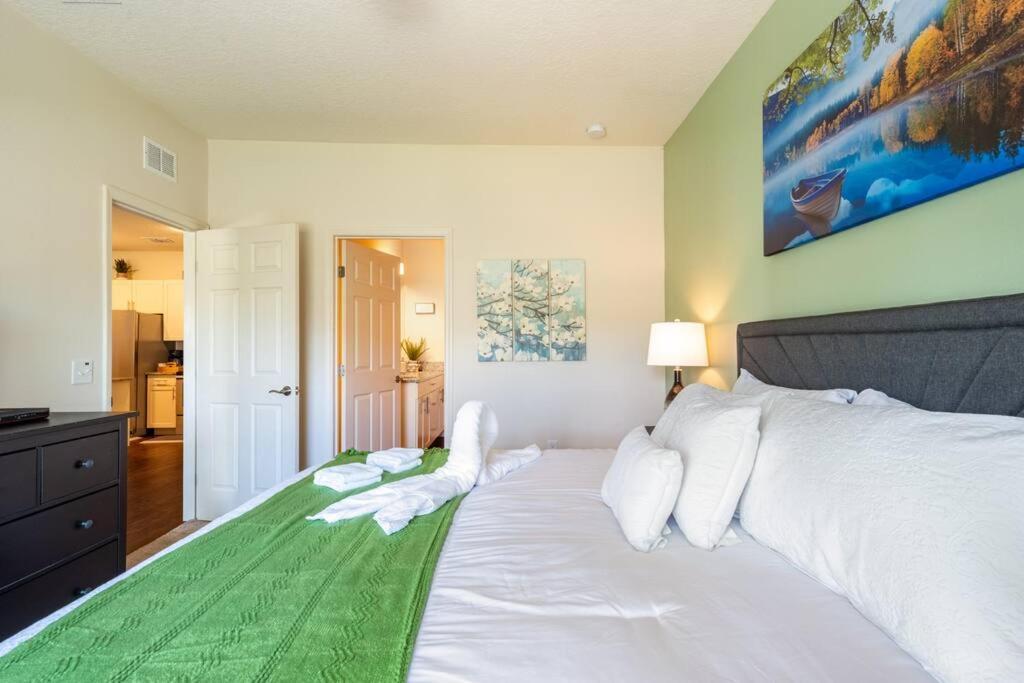 Super Comfy And Spacious 3 Bedroom 10 Minutes From Disney, With Major Shopping 4 Minutes Away คิสซิมมี ภายนอก รูปภาพ